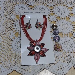 Snap Jewelry - Red and silver necklace, earrings and snap buttons